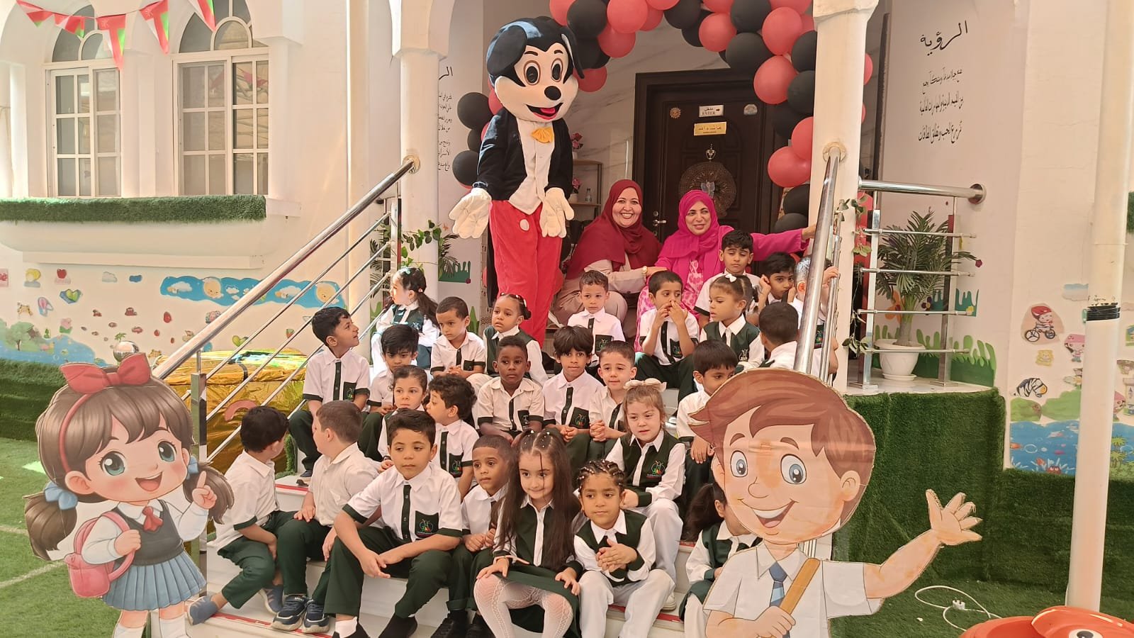 بيئة تعليمية متميزة في مدرسة المنارة - سلطنة عمان