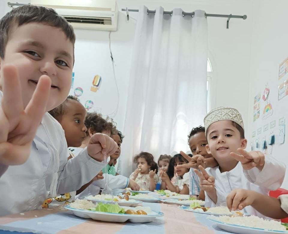 نشاط ترفيهي مدرسي في سلطنة عمان - مدرسة المنارة